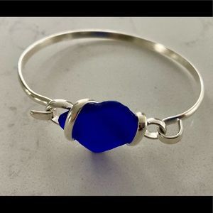Gorgeous Sea Glass Bracelet,sterling silver, cobalt blue glass,hinged clasp